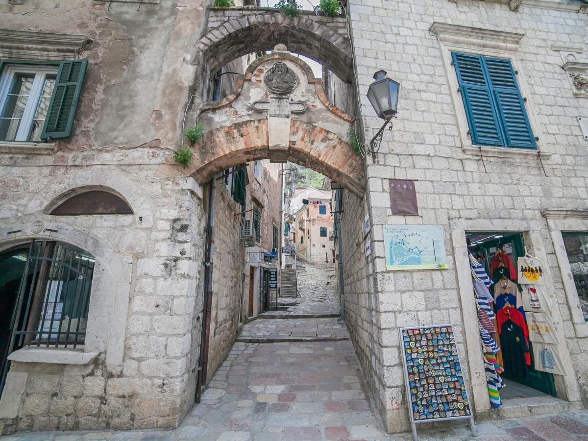 Apartment Alexandra Kotor Extérieur photo